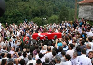 Bölücülere lanet yağdı